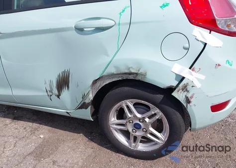 2017 Ford Fiesta Se z USA, uszkodzony, nr VIN 3FADP4EJ1HM131264